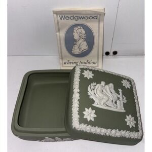 Wedgwood Jasperware Sage Green Square Lidded Trinket Box Angels Cherub Flowers